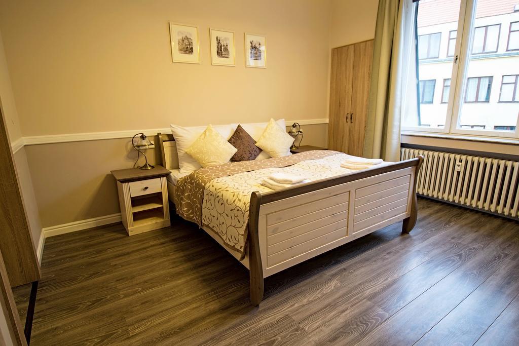 Champagne Studio With Sauna Прага Экстерьер фото