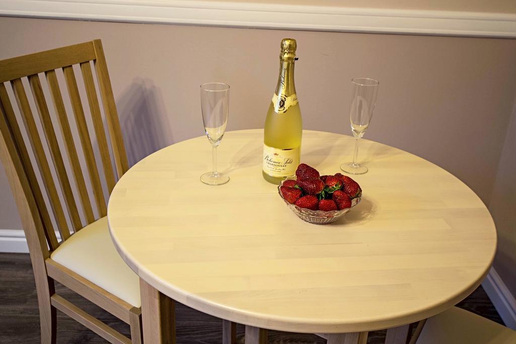 Champagne Studio With Sauna Прага Экстерьер фото